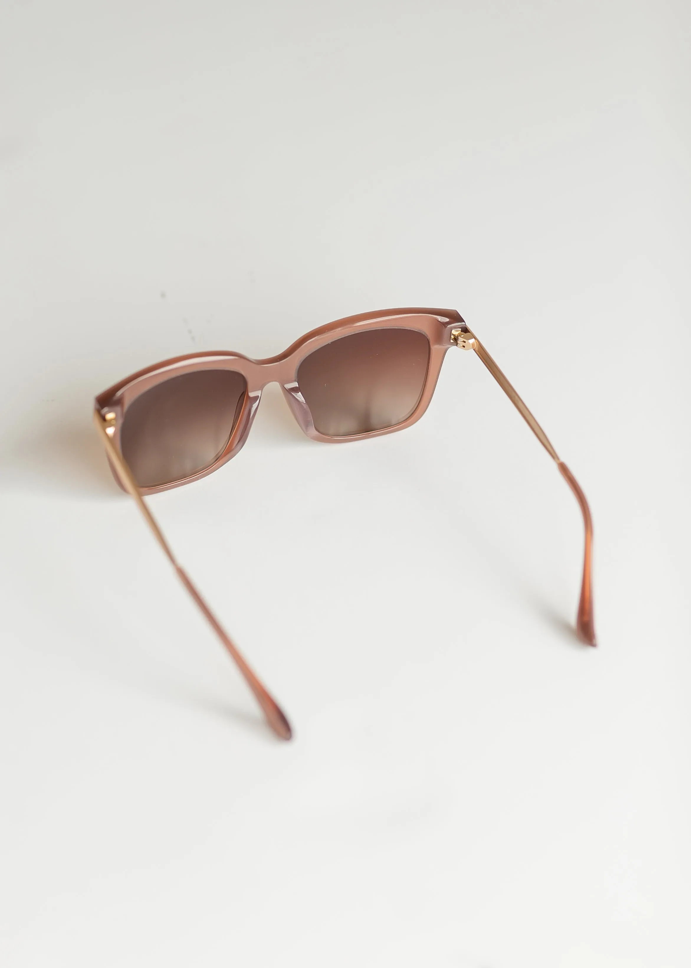 Bella Brown Gradient Polarized Sunglasses