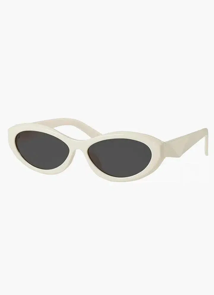 Lucinda – Vintage oval design – Sunglasses